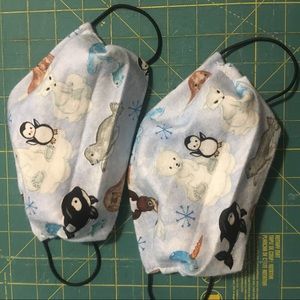2 arctic animal face mask with filter pocket